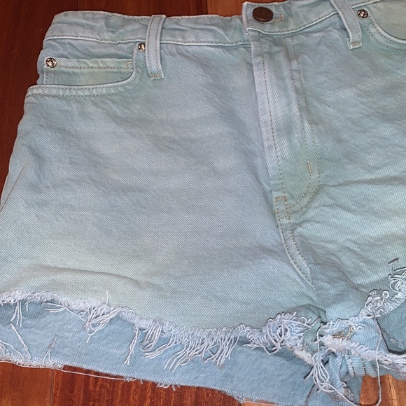 BDG UO Green Girlfriend High Rise Jean Shorts Size 27 - Picture 3 of 6